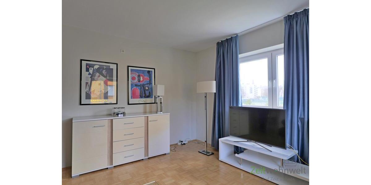 Sideboard und TV