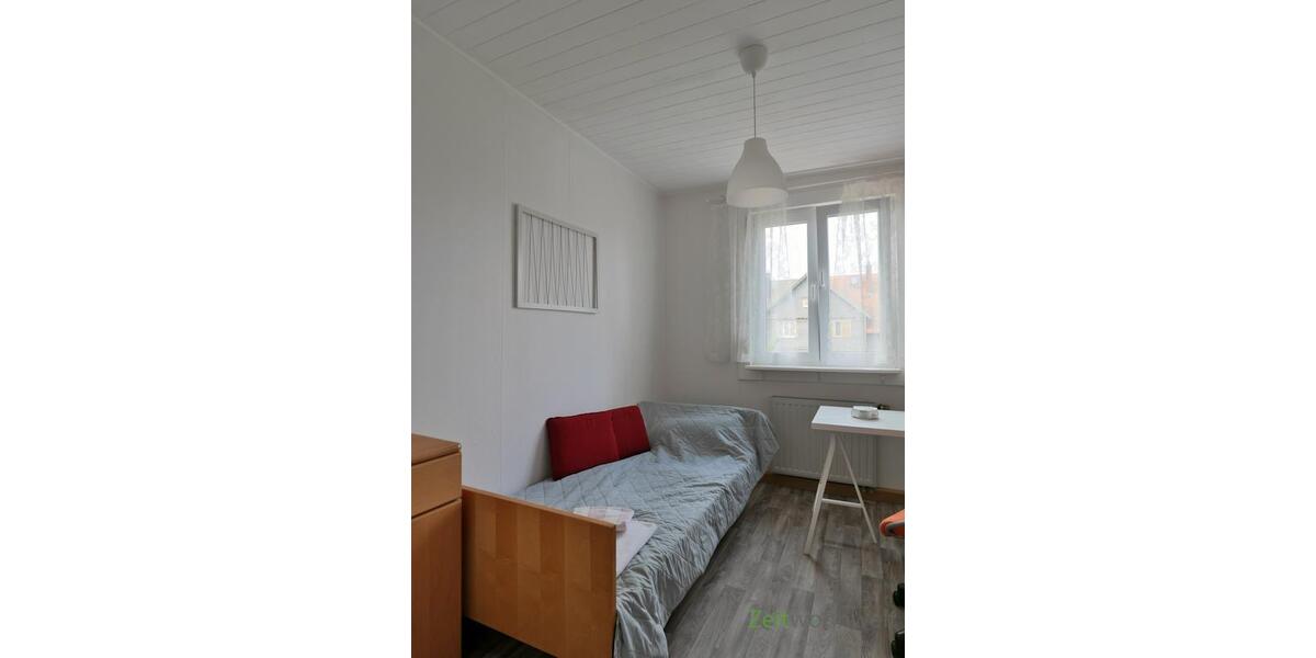 Einzelbett im Gästezimmer