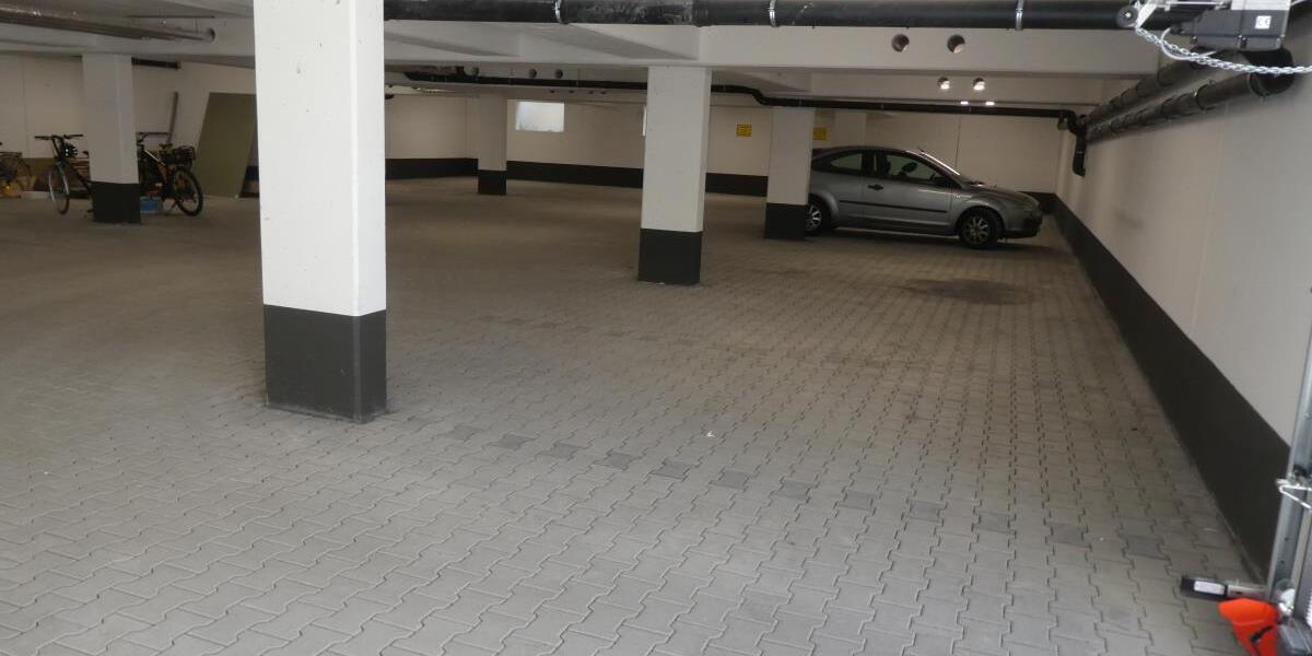 Tiefgarage 1
