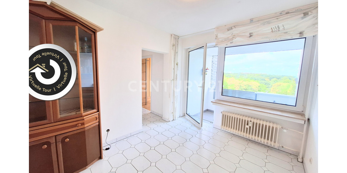 Essbereich mit angrenzender Loggia