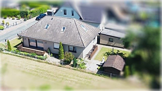 Vielseitiges Einfamilienhaus mit viel Platz und Potenzial in zentraler Lager von Stolzenau - Bungalow Stolzenau | Angebot:26801268