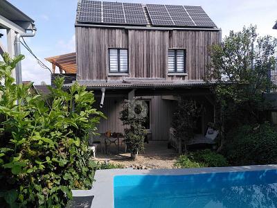VILLA KUNTERBUNT VOR DEN TOREN FREIBURGS - Einfamilienhaus Eichstetten am Kaiserstuhl | Angebot:27156250