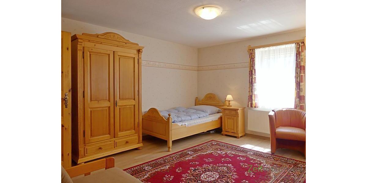 (EF0402_M) Dresden: Laubegast, kleines möbliertes Apartment mit WLAN, TV, Dusche und viel Nebengelass - Etagenwohnung Dresden Laubegast | Angebot:26876742