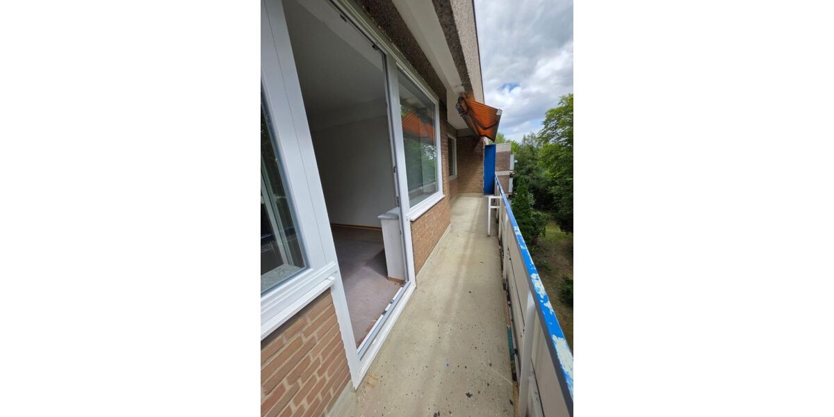 KÖ 122 Balkon gesamt