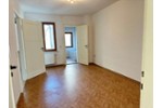 Kapitalanlage : Wohn- und Geschäftshaus mit 3 Wohneinheiten und 1 Gewerbeeinheit in 
