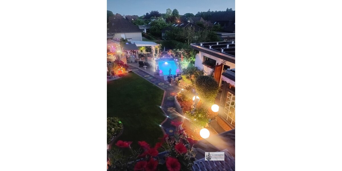 Garten bei Nacht
