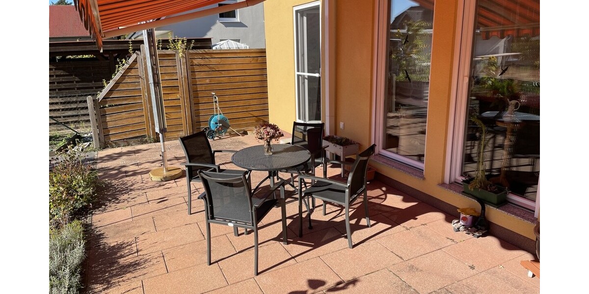 Sonnenterrasse mit Markise