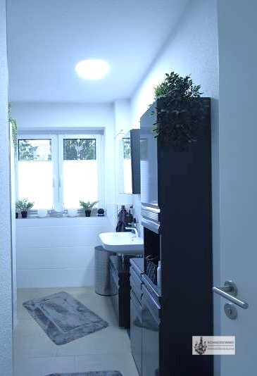 Blick ins Badezimmer