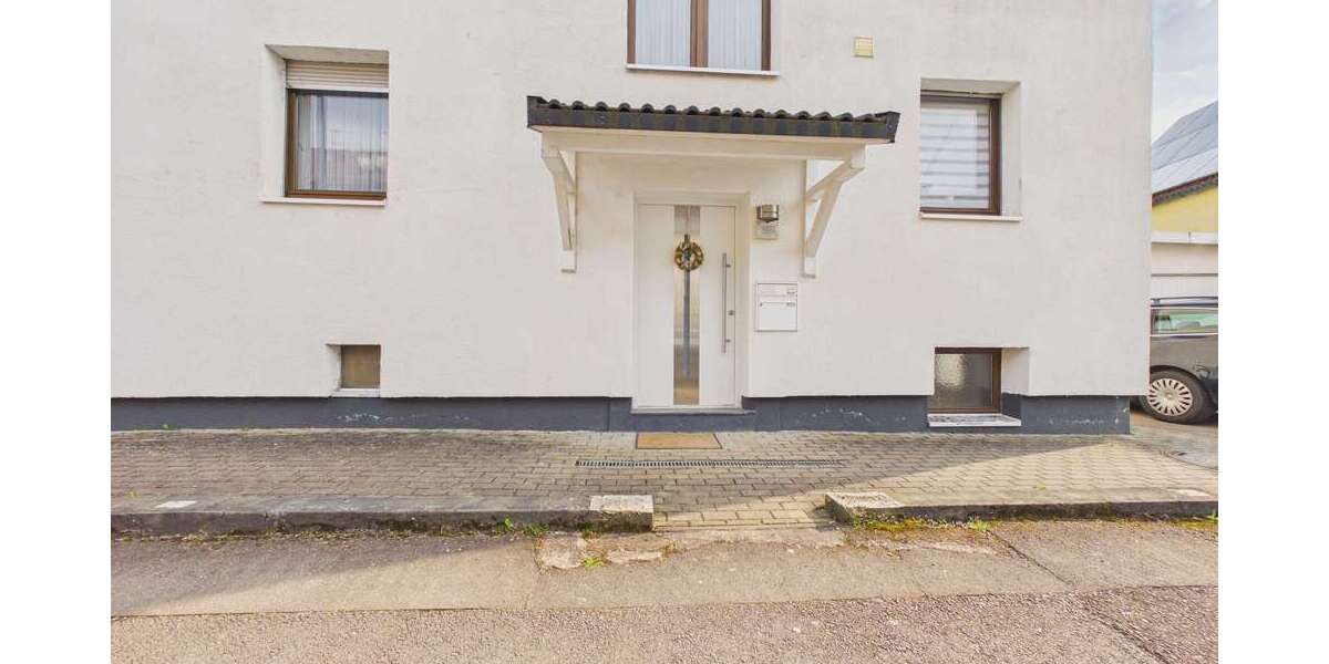 Einfamilienhaus Ebersbach an der Fils - 9 Zimmer, 190 m&sup2;, 580.000&euro; | Angebot:25926782