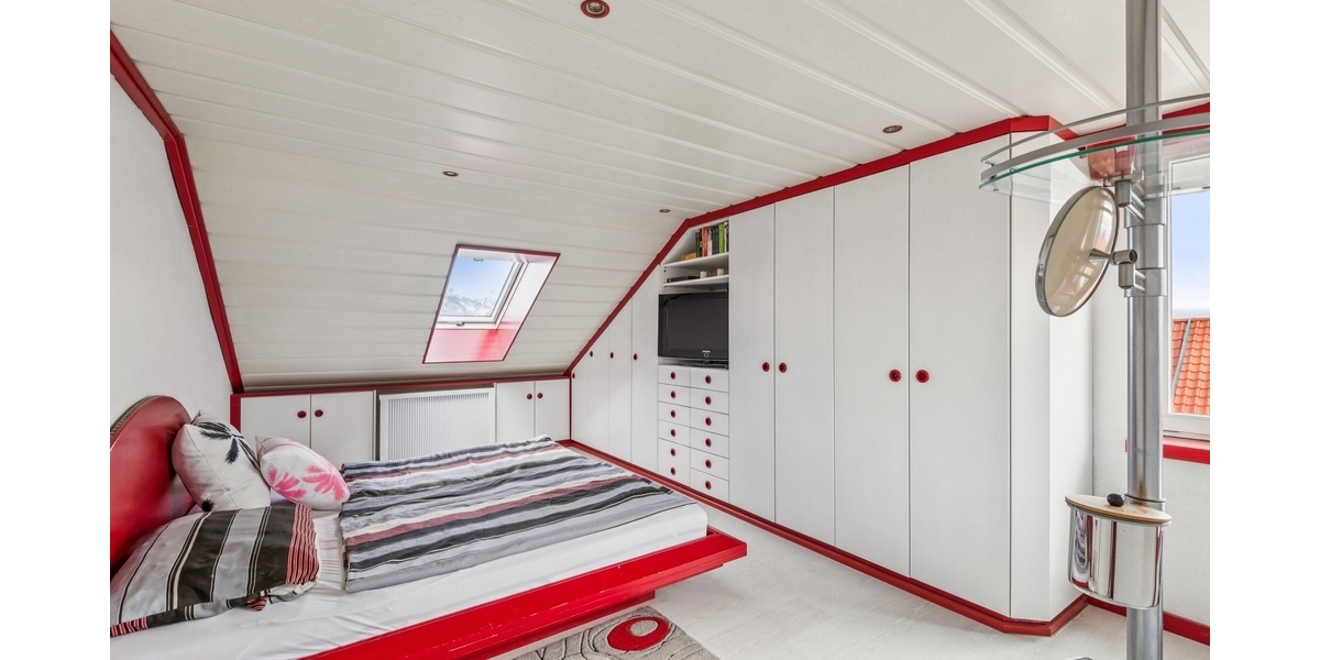 Schlafzimmer DG