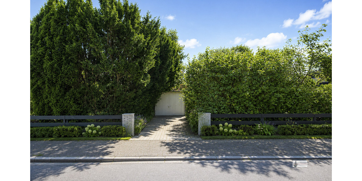 Zufahrt zur Garage