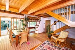 Wohnen im Grünen - Charmantes Holzhaus mit Wintergarten, Galerie und idyllischem Garten - Einfamilienhaus Neukirchen beim Heiligen Blut | Angebot:26948792