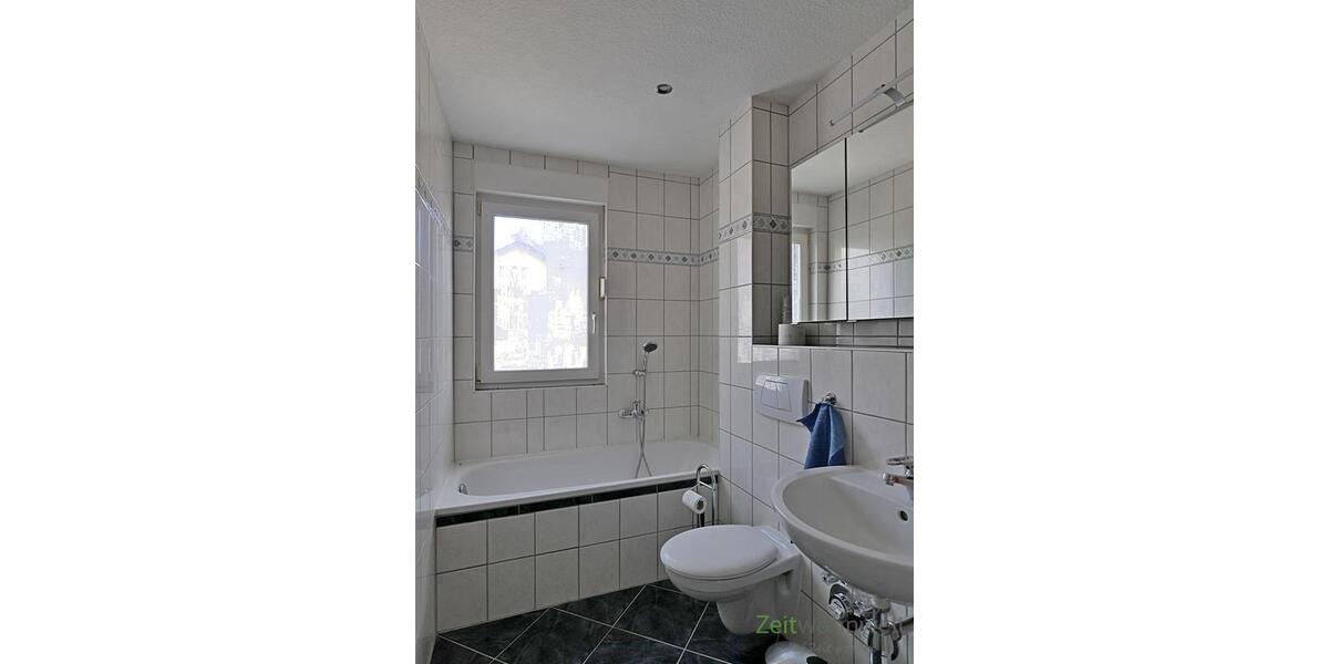 Wanne und WC