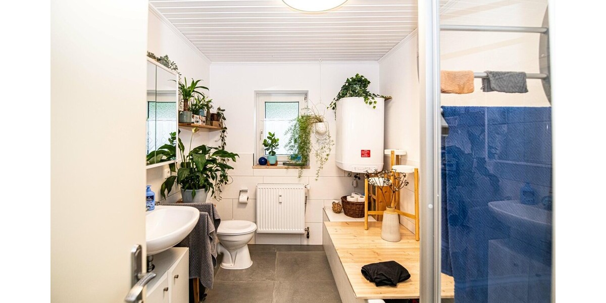 DG_Wohnung_links_Bad