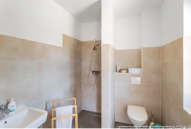 Bad mit Dusche