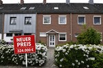 Solides Reihenmittelhaus Ideal für Familie mit 4 Personen auch für Home Office +EBK +Garage +Garten - Reihenhaus Bremen Neustadt | Angebot:27280453