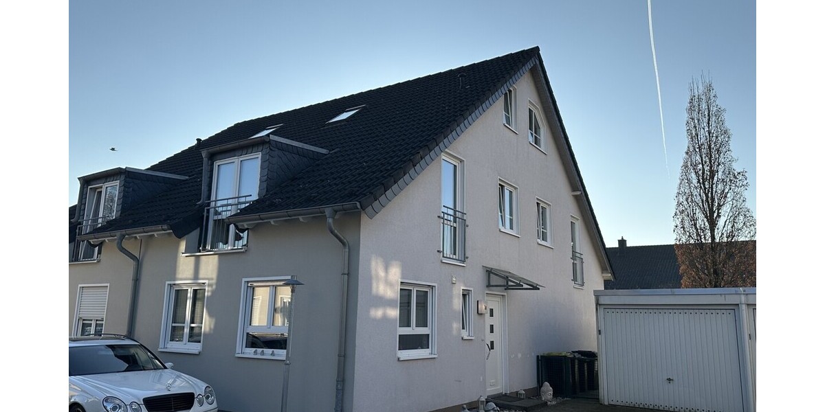 Moderne DHH · sehr gepflegt · werthaltig · zurzeit vermietet · ruhige Lage am Thunebach! - Doppelhaushälfte Bad Lippspringe | Angebot:27280483
