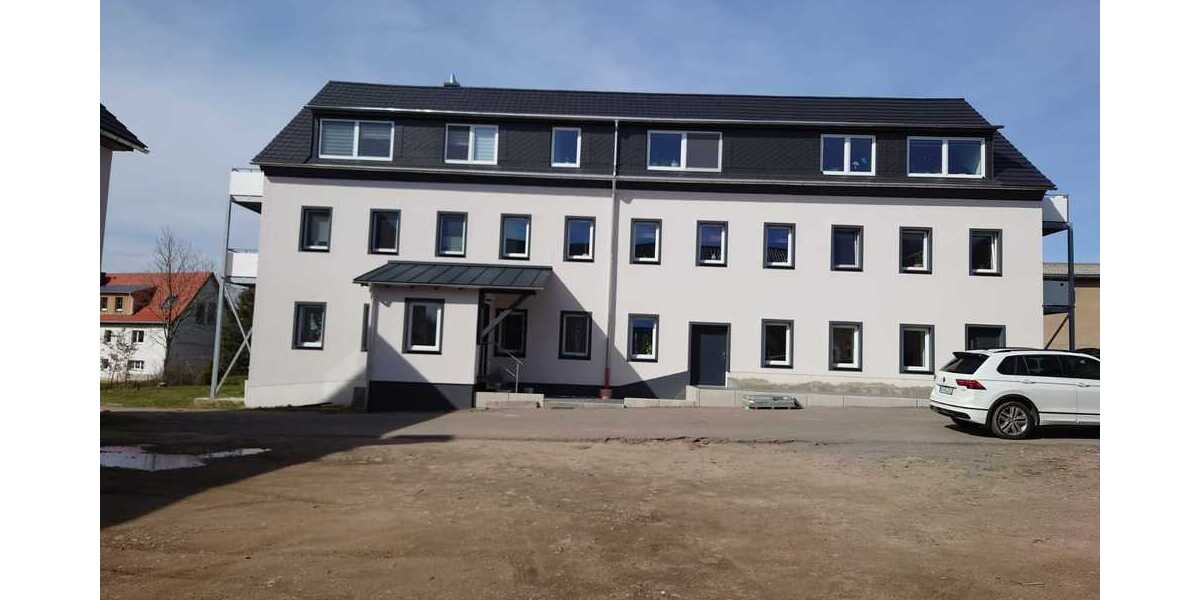 Wohnen auf dem Lande - Gemütliche EG-Wohnung ab sofort frei - 3- Großschirma Rothenfurth | Angebot:11109029