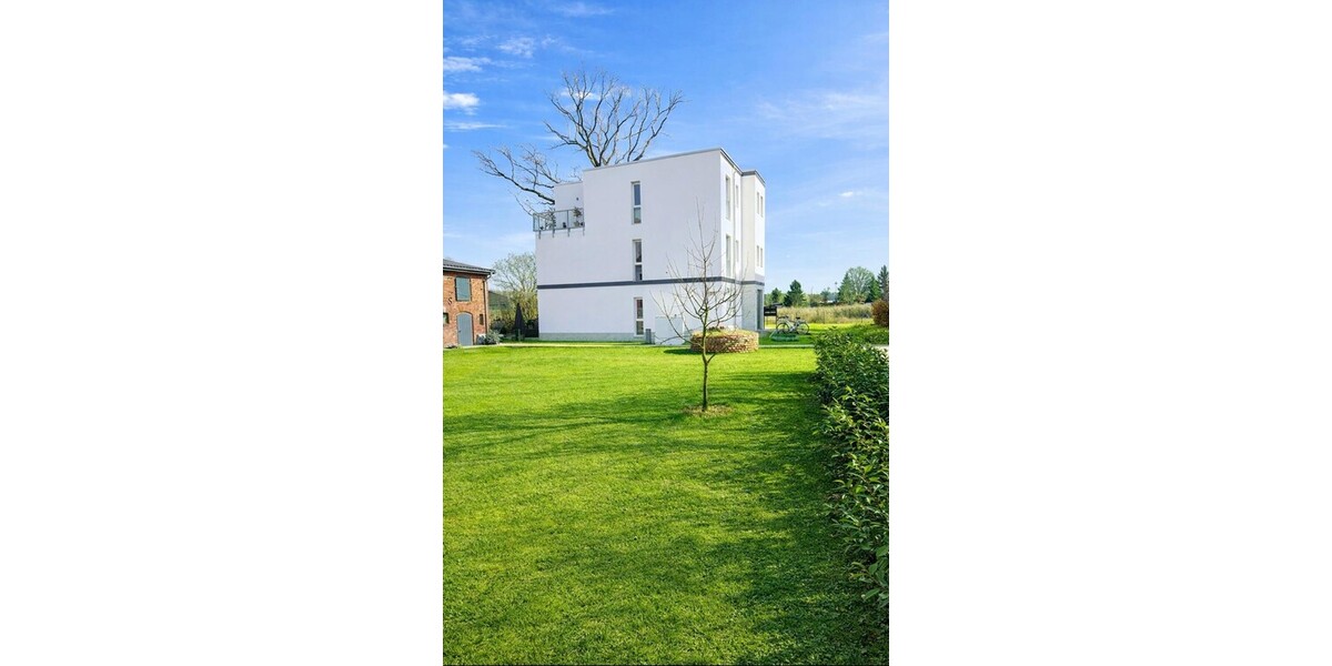 Neubau-Seitenansicht