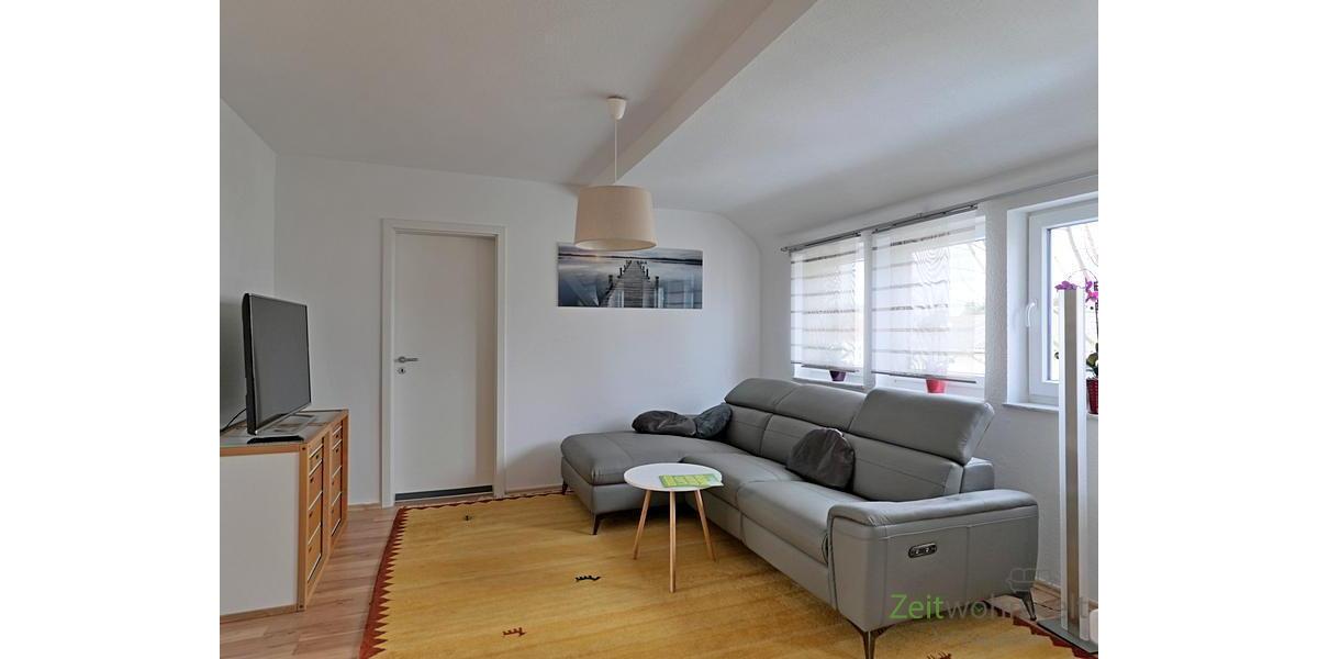 (EF0879_M) Erfurt: Hohenwinden, neu möblierte Maissonette-Wohnung mit sep. Hauseingang, Gäste-WC, Stellplatz, Service - Etagenwohnung Erfurt Hohenwinden | Angebot:26548596