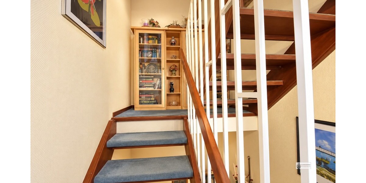 Treppe ins DG