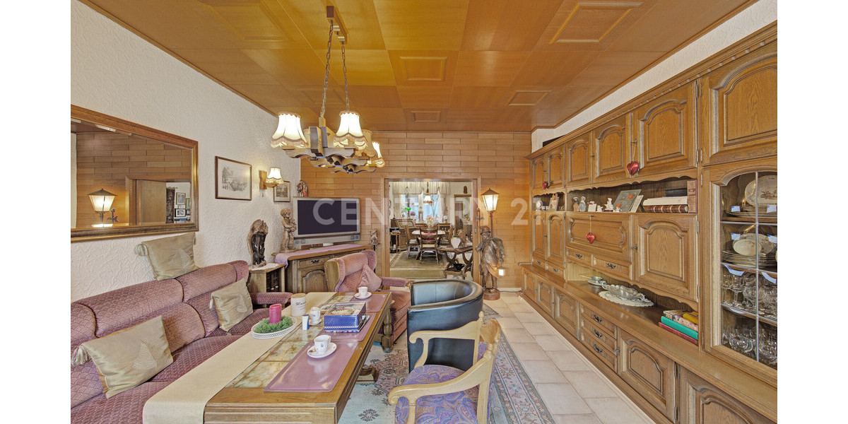 Badezimmer (1. OG links)