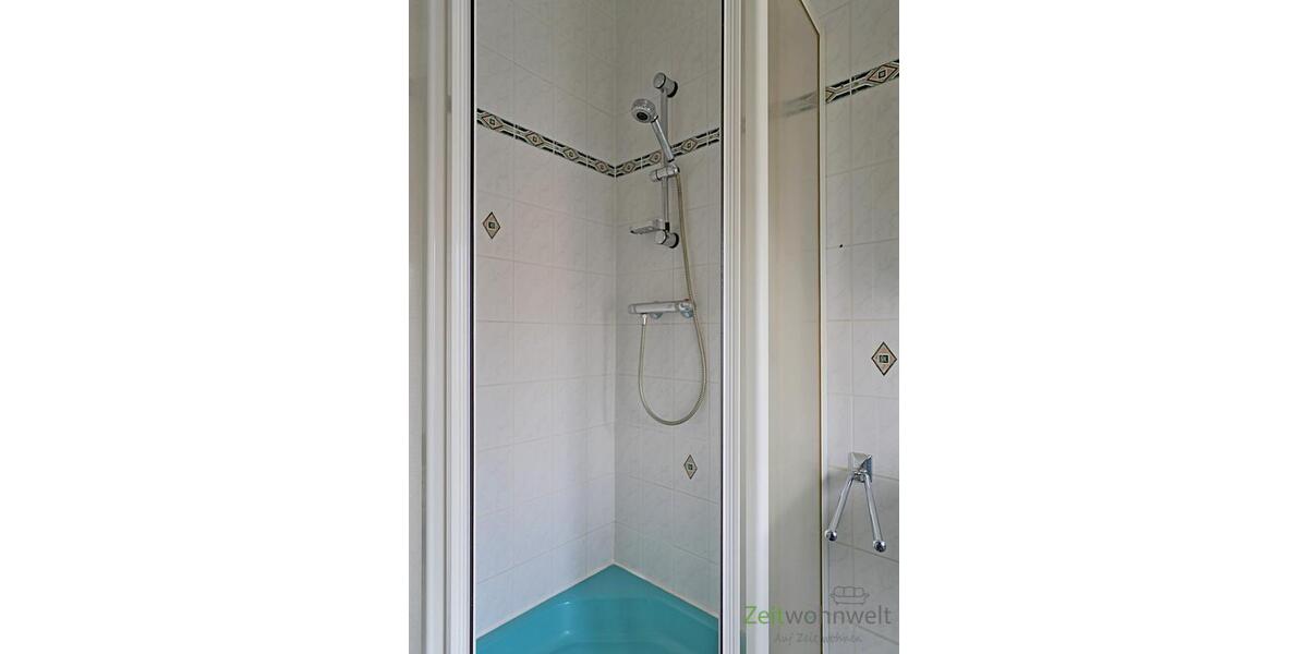 Dusche im Bad