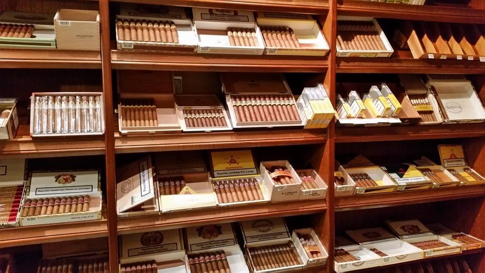 GUT EINGEFÜHRTES FACHGESCHÄFT FÜR TABAKZIGARRENPFEIFENGENUSSMITTEL UND ZUBEHÖR!!! - Gewerbeobjekt Berlin Friedrichshain-Kreuzberg | Angebot:5201217