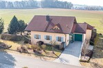 Großzügiges Zuhause mit umzäunten Gartengrundstück und vielseitigem Studio - Einfamilienhaus Schönthal | Angebot:27038045