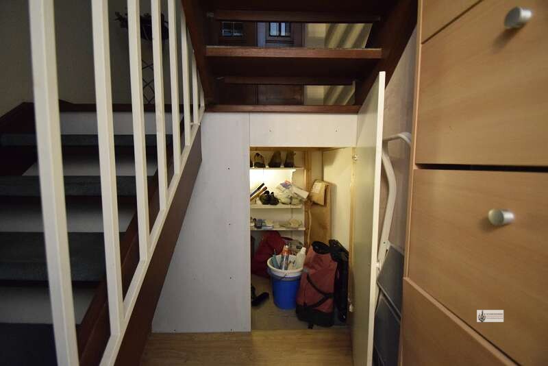 Stauraum unter der Treppe