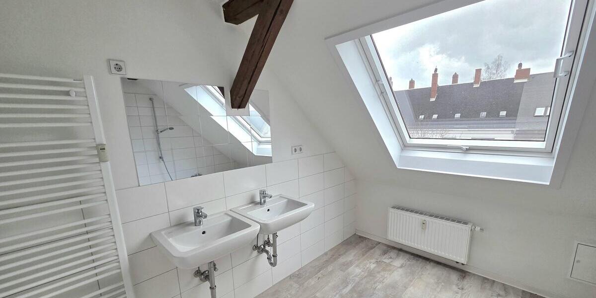 Gemütliche 3-Zimmer-Dachgeschosswohnung mit Sichtbalken in Chemnitz-Hilbersdorf! - Dachgeschoßwohnung Chemnitz Hilbersdorf | Angebot:26109241