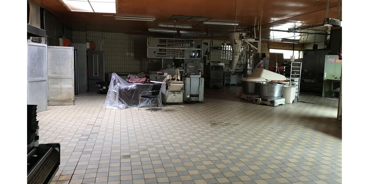 Gewerbehalle