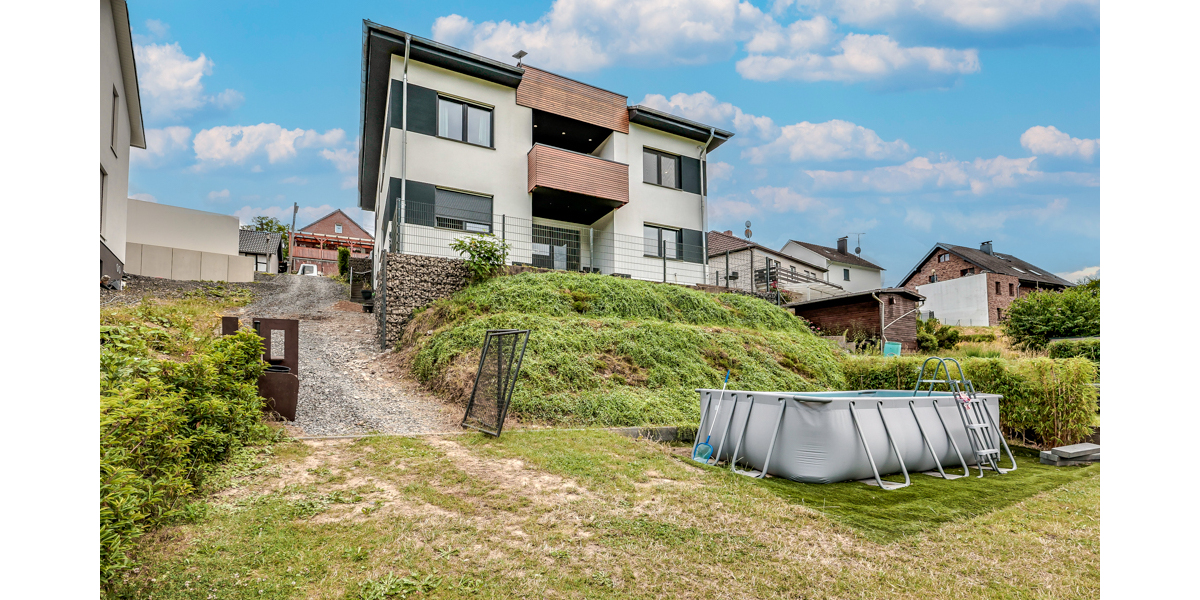 Gartenseitige Hausansicht