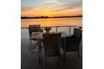 Ein Zuhause, auf dem Wasser oder im Hafen, exklusives Hausboot Neubau 2023 - Ferienhaus Jabel b Waren | Angebot:27295012