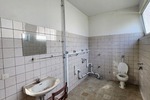 Top-Renditeobjekt: 5 Wohneinheiten im historischen Schulhaus mit großem Entwicklungspotenzial - Mehrfamilienhaus, Wohnhaus Althornbach Bödingerhof | Angebot:24700023