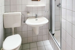 Wohn- und Geschäftshaus mit CaféLadenfläche und zwei Wohneinheiten in Steinbach am Glan - Mehrfamilienhaus, Wohnhaus Steinbach am Glan | Angebot:27159246