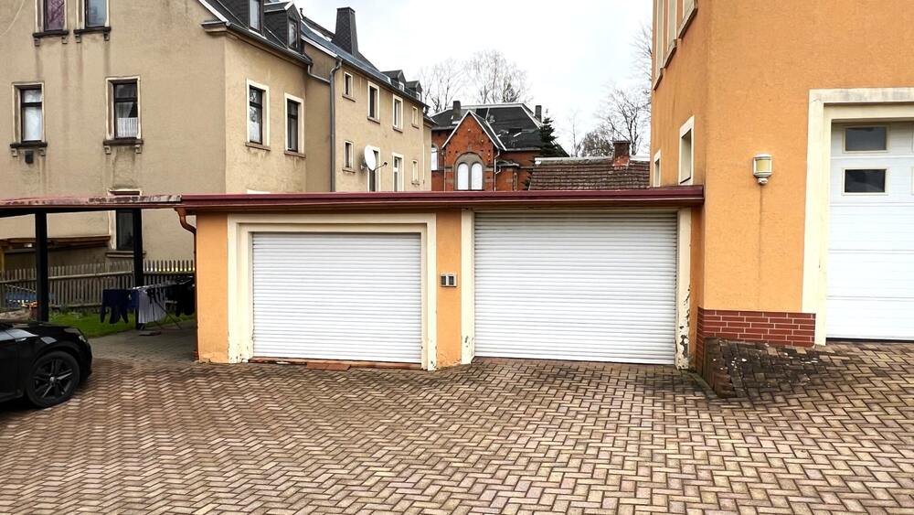 Garagen im Hinterhof