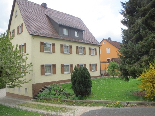 4-Zimmer-Wohnung im Erdgeschoss in Hohenstadt