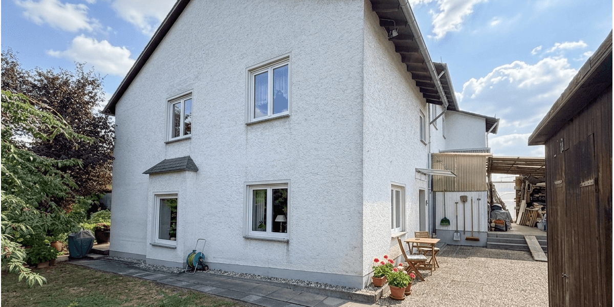 Attraktives Mehrfamilienhaus mit Potenzial in Wiesbaden - Mehrfamilienhaus, Wohnhaus Wiesbaden Biebrich | Angebot:27210735