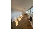 Provisionsfrei* SOFORT FREI! Rhein-nah - 2-Zm Penthouse Oberkassel - renoviert, Klimaanlage Einbauküche 55m² - Einfamilienhaus Düsseldorf Oberkassel | Angebot:25926108