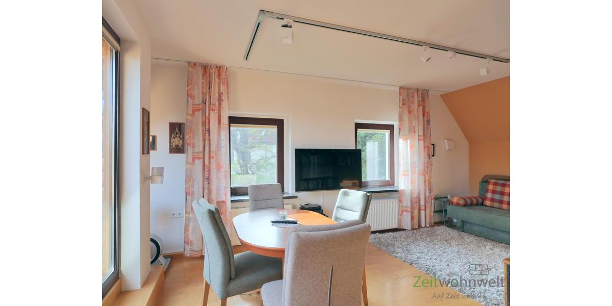 Blick ins Wohnzimmer