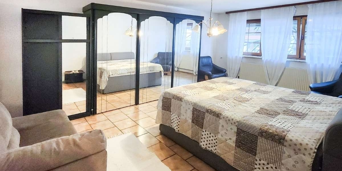 Schlafzimmer 2 EG