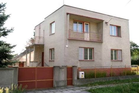 Gemütliches zweistockige Familienhaus - Einfamilienhaus Sastin Straze | Angebot:19801474