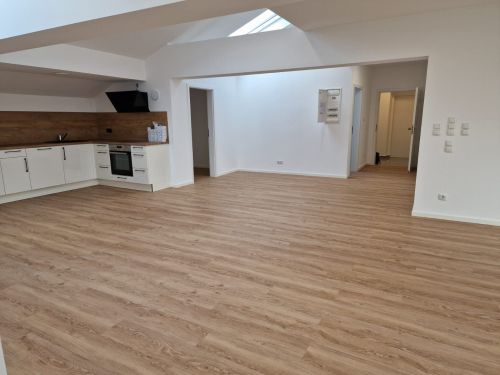 Ein Traum! Schicke 3-Zimmer-Eigentumswohnung mit Balkon in 97421 Schweinfurt (ID 10284) - Etagenwohnung Schweinfurt (Altstadt) Schweinfurt (Altstadt) | Angebot:23773718