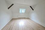 Schicke 3-Zimmer-Dachgeschosswohnung in zentraler Lage von Stollberg! - Dachgeschoßwohnung Stollberg Hoheneck | Angebot:22592704