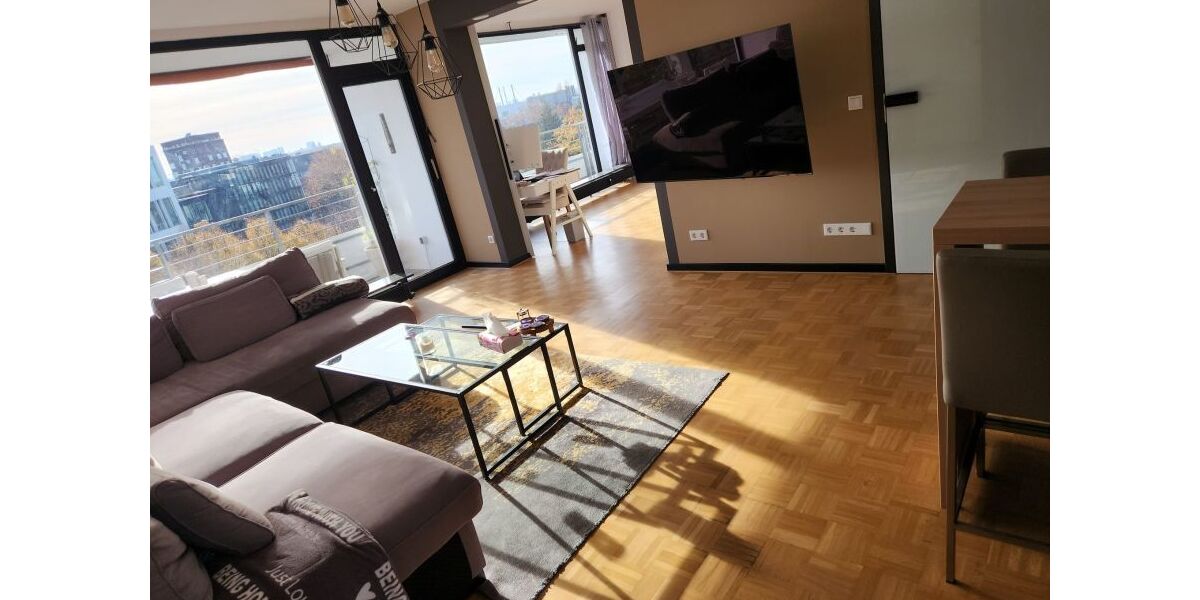 Bodentiefe Fenster für maximales Tageslicht und Sonne