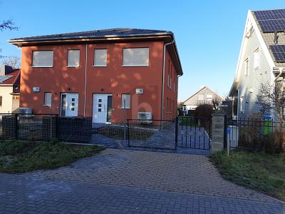 KFW-EFFIZIENZ TRIFFT HIGH-END-DESIGN - Zweifamilienhaus Hönow Hönow | Angebot:27095252