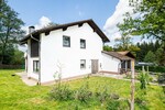 Zweifamilienhaus in ruhiger Sackgasse – flexibel nutzbar & viel Potenzial - Zweifamilienhaus Arrach | Angebot:26588630