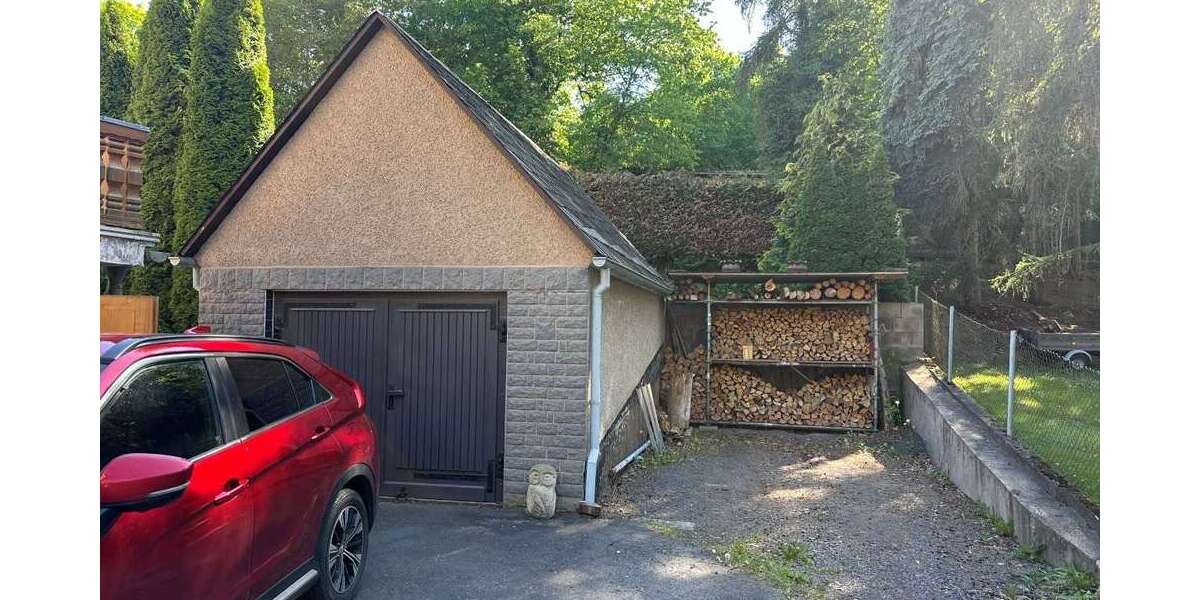 Garage 2 und Stellplatz
