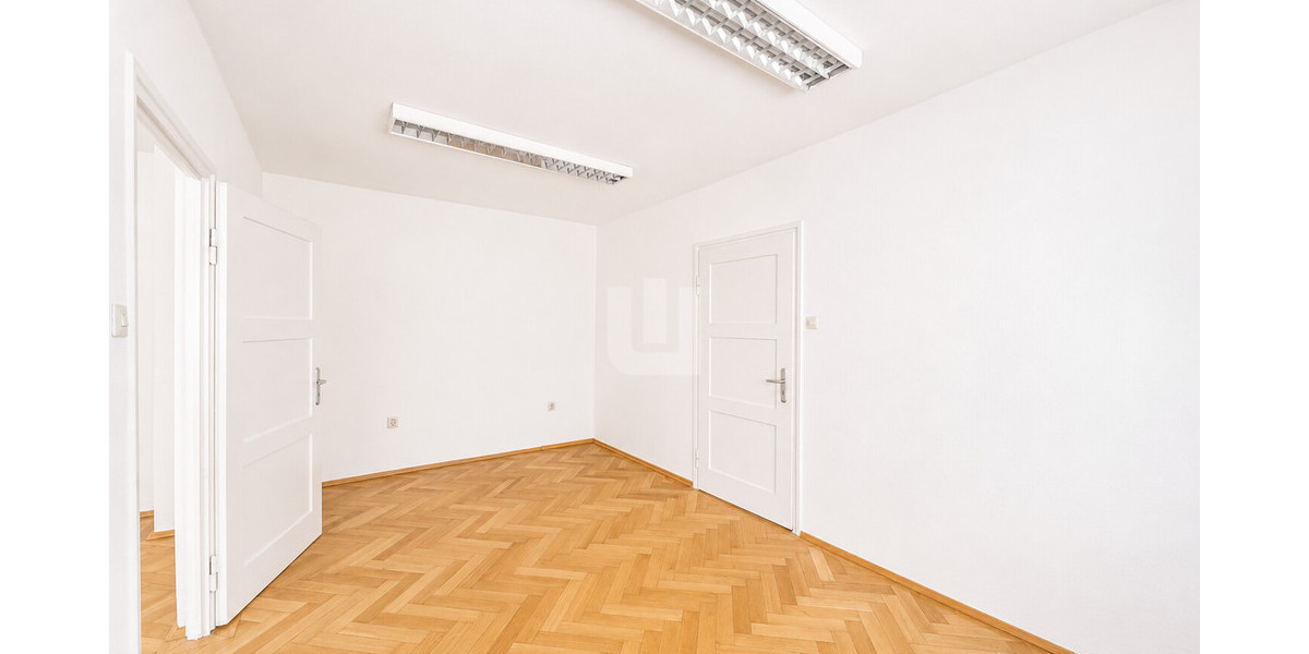 Büroraum 2 im OG